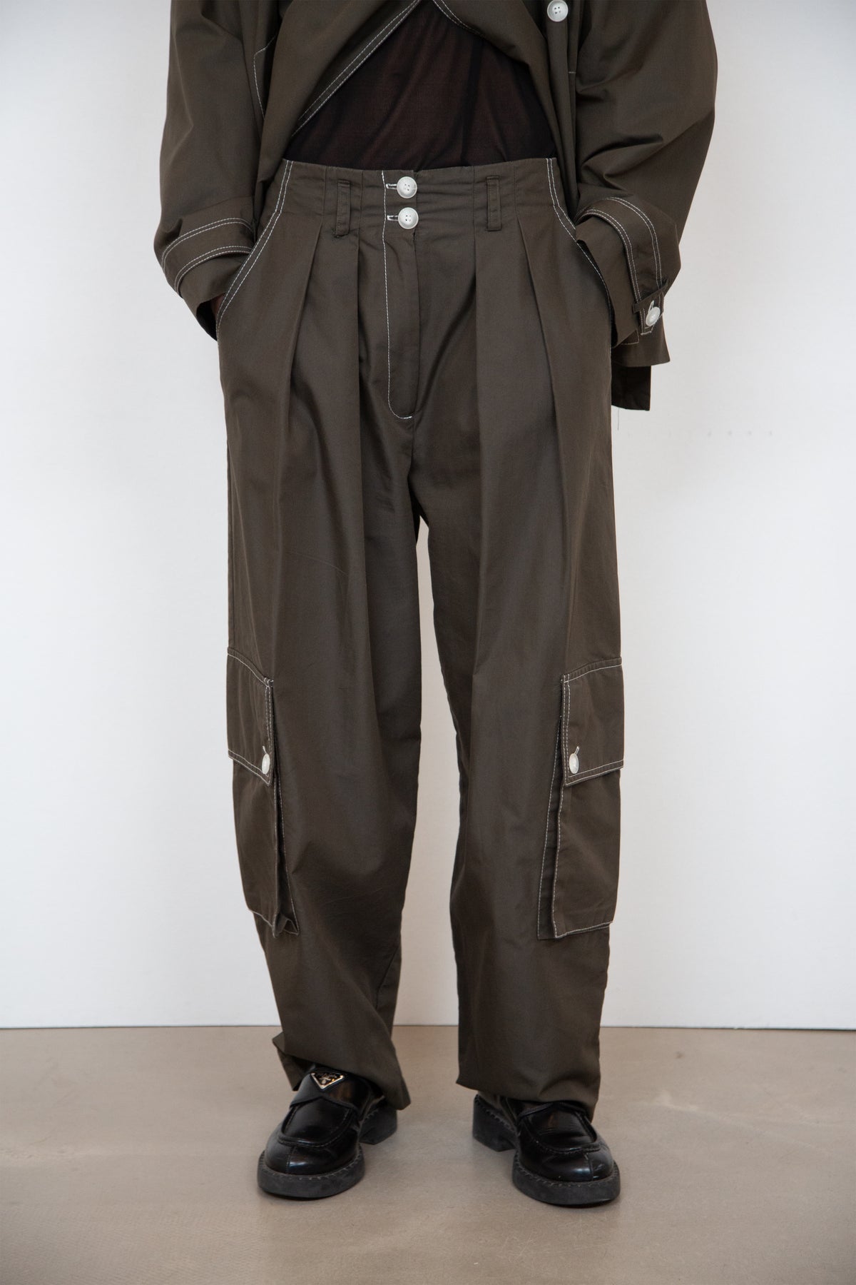 Ivan Grundahl 2 piece set