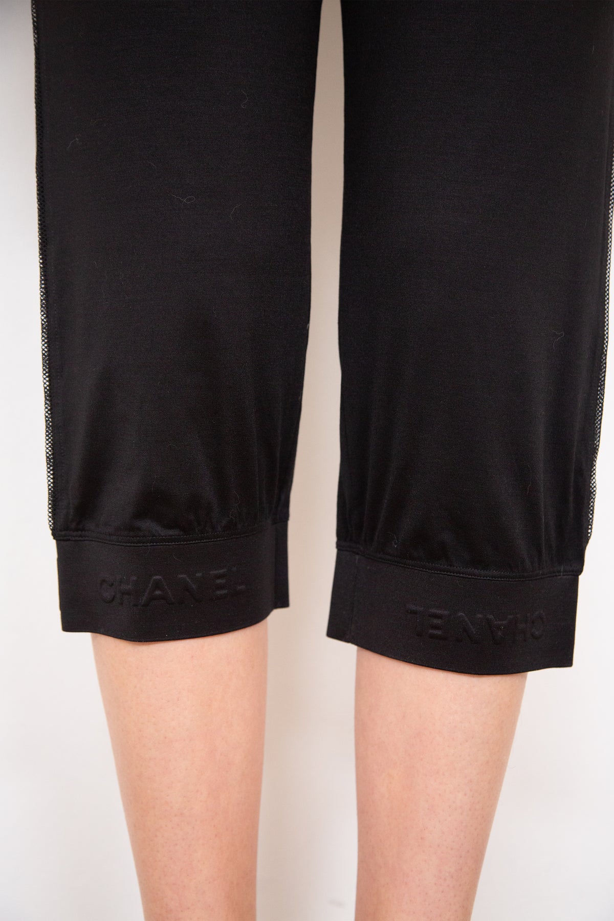 Chanel capri pants