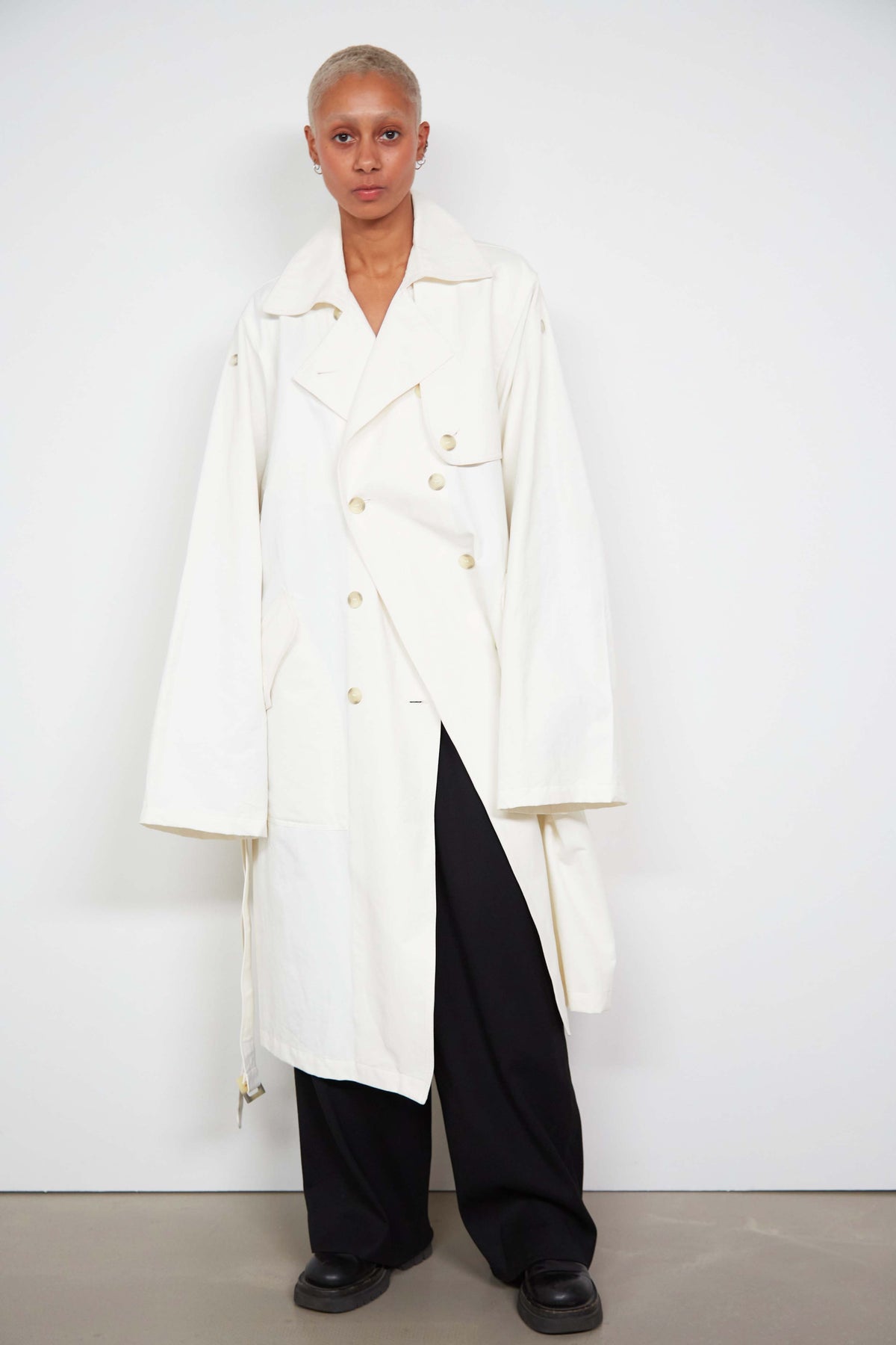 Ivan Grundahl trenchcoat