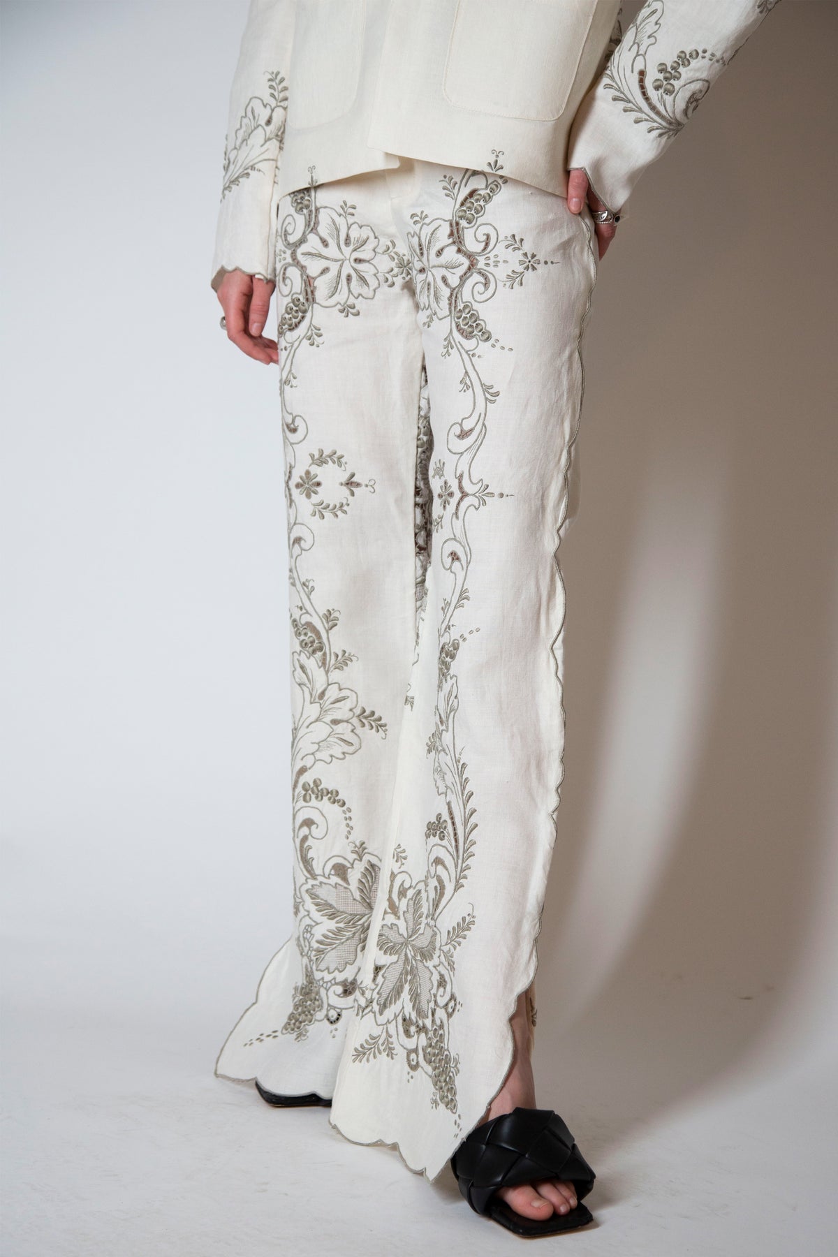 Jerome studio suit